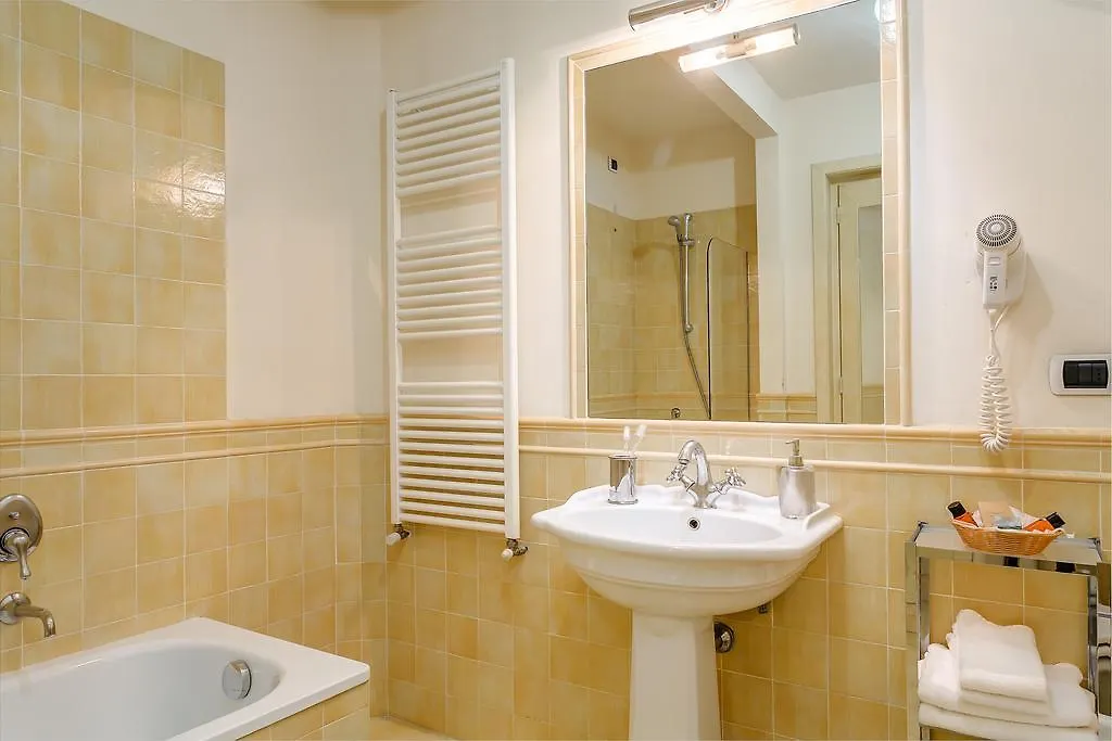 Firenze Suite 4*, Florence Italy